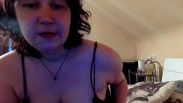 Snapshot of SexyLucie2024 chatting on 25, 10, 2025 SexyLucie2024 online show from 25, 10, 2025