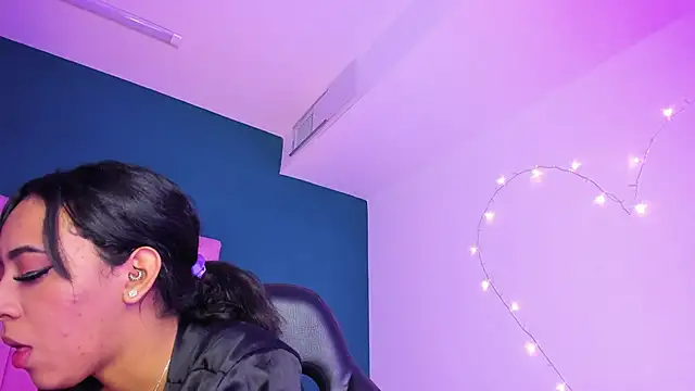 MavyStar online show from 17, 12, 2024