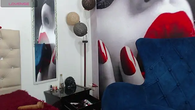 karenlennox1 online show from 13, 12, 2024