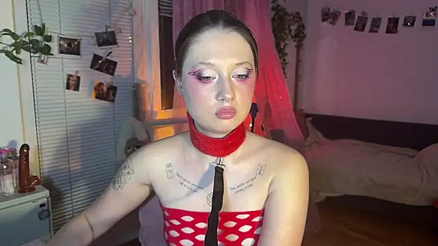 Snapshot of Jenny_darling_love chatting on 6, 5, 2026 Jenny darling love online show from 6, 5, 2026