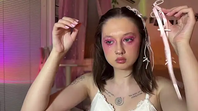 Jenny darling love online show from 18, 7, 2026