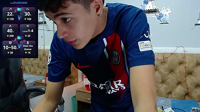 SkinnyBoy  online show from 1, 2, 2025