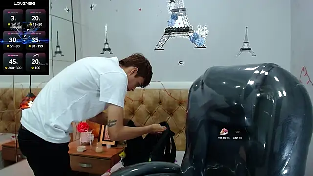 SkinnyBoy  online show from 25, 2, 2025