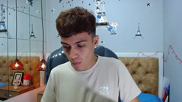 SkinnyBoy  online show from 8, 3, 2025