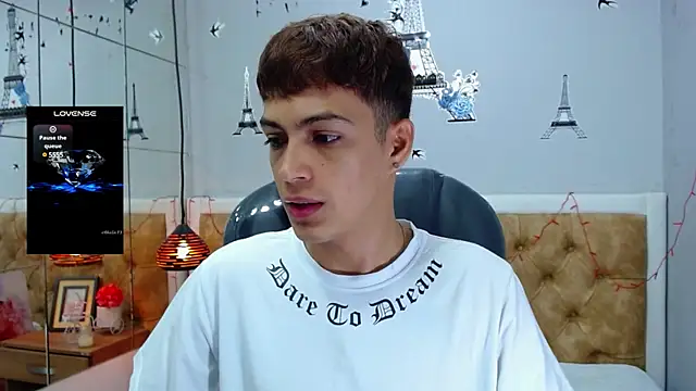 SkinnyBoy  online show from 11, 3, 2025