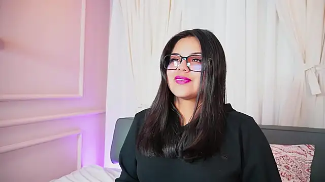 Sophia wilsonn  online show from 12, 9, 2025