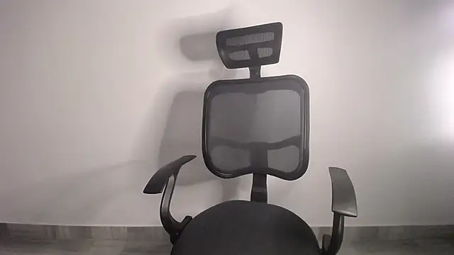 present the magic online show from 21, 1, 2025