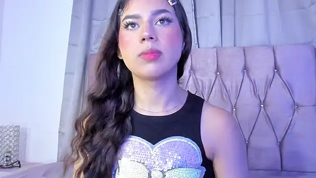 Snapshot of Ashley_piinkk_ chatting on 4, 3, 2025 Ashley piinkk online show from 4, 3, 2025