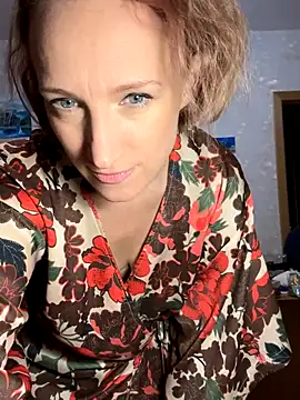 Snapshot of UmaTruewoman chatting on 19, 11, 2025 UmaTruewoman online show from 19, 11, 2025