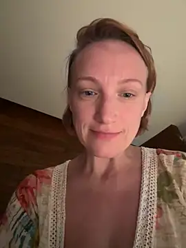 Snapshot of UmaTruewoman chatting on 30, 11, 2025 UmaTruewoman online show from 30, 11, 2025