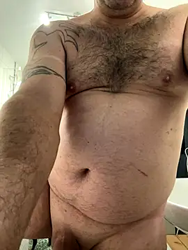 Snapshot of radoka chatting on 28, 11, 2025 radoka online show from 28, 11, 2025