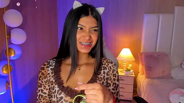 Snapshot of CaseyPiierce chatting on 19, 11, 2025 CaseyPiierce online show from 19, 11, 2025