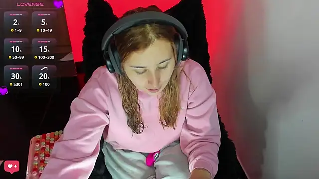 bonnie moon  online show from 22, 2, 2026