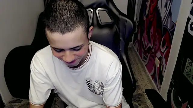 Snapshot of bby_santi chatting on 12, 2, 2025 bby santi online show from 12, 2, 2025