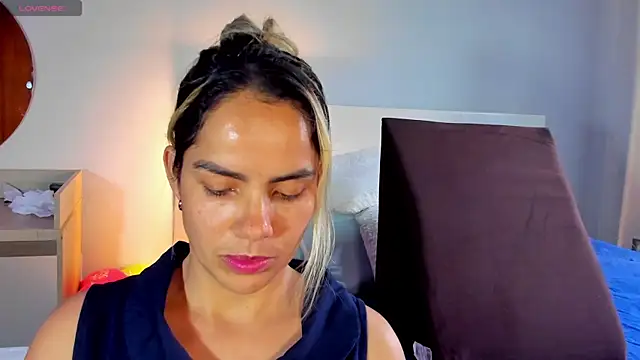 ClaraMariaMon online show from 16, 3, 2025