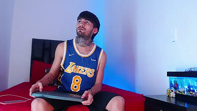 Snapshot of Brutal_Sex_Fucking chatting on 9, 1, 2025 Brutal Sex Fucking online show from 9, 1, 2025