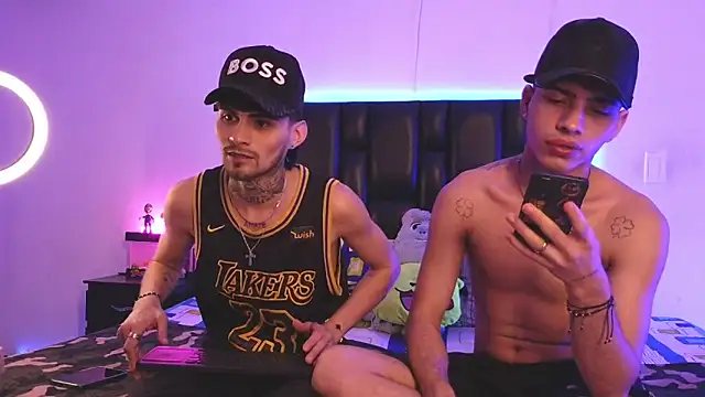 Snapshot of Brutal_Sex_Fucking chatting on 26, 10, 2025 Brutal Sex Fucking online show from 26, 10, 2025