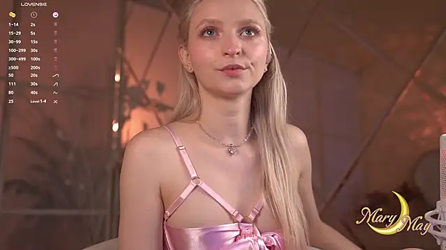 marylunamay online show from 12, 6, 2026