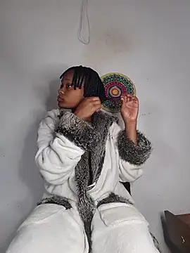 hot-tandy online show from 13, 12, 2025