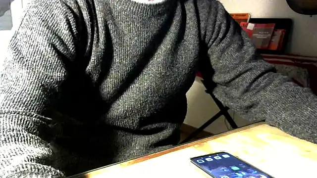 pikachu161616 online show from 6, 2, 2025