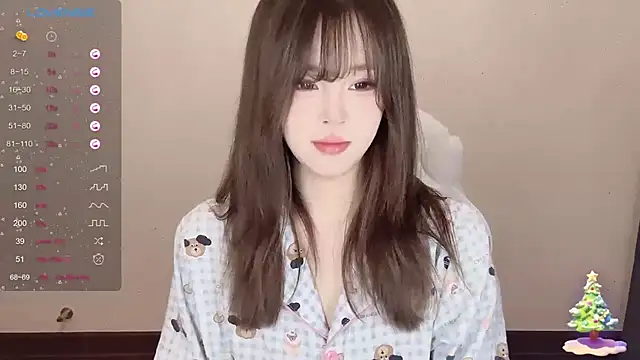 Snapshot of Mini-X chatting on 10, 2, 2025 Mini-X online show from 10, 2, 2025