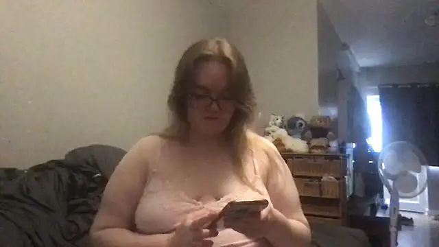 honeyyy24 online show from 4, 10, 2025