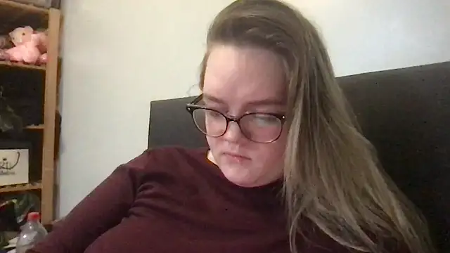 honeyyy24 online show from 9, 11, 2025