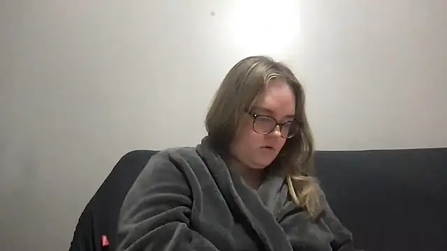 honeyyy24 online show from 30, 3, 2026