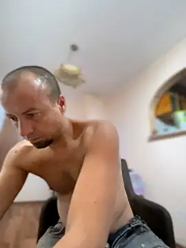 Nikolaiyy online show from 18, 10, 2025