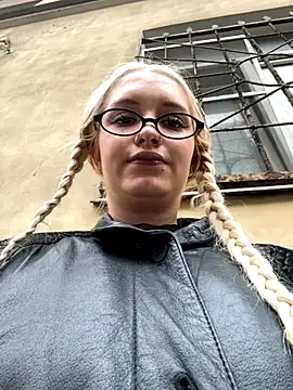 Milkyy wway online show from 2, 10, 2025