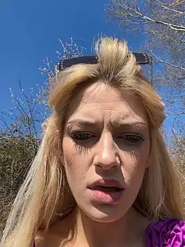 Lolitaxlola online show from 20, 3, 2025