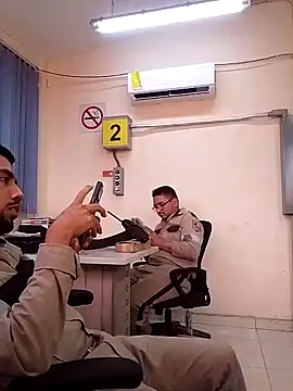 EnriquePersian197 online show from 27, 1, 2025