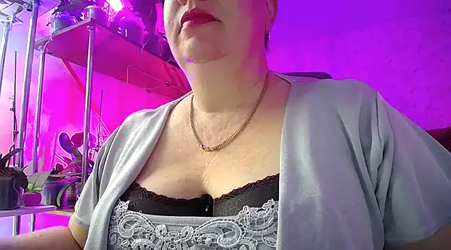 Snapshot of _Sweet_Woman chatting on 4, 2, 2025 Sweet Woman online show from 4, 2, 2025