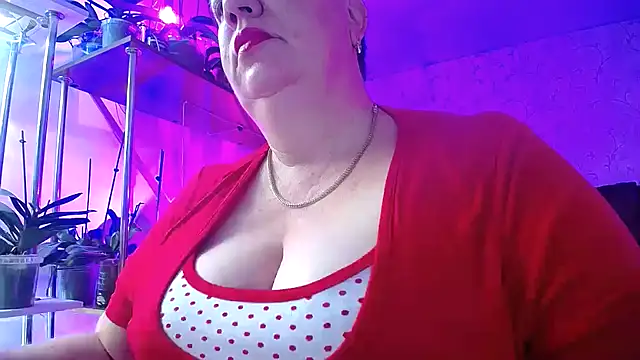 Snapshot of _Sweet_Woman chatting on 10, 11, 2025 Sweet Woman online show from 10, 11, 2025