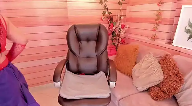 Snapshot of marien_thomson_ chatting on 9, 2, 2025 marien thomson online show from 9, 2, 2025