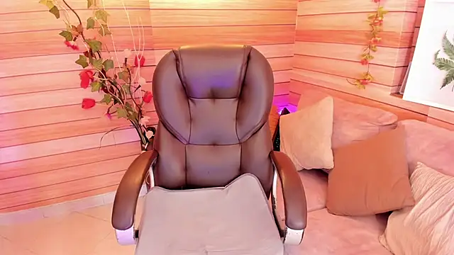 Snapshot of marien_thomson_ chatting on 7, 3, 2025 marien thomson online show from 7, 3, 2025