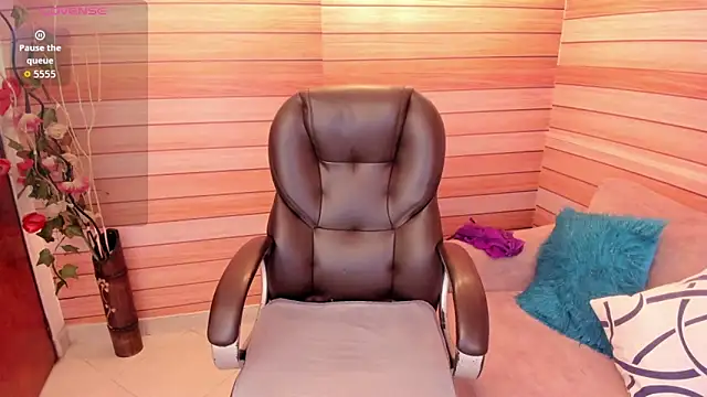 Snapshot of marien_thomson_ chatting on 28, 9, 2025 marien thomson online show from 28, 9, 2025