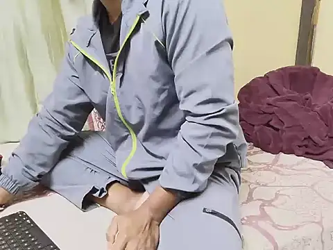 Snapshot of loveboyrp chatting on 14, 2, 2025 loveboyrp online show from 14, 2, 2025