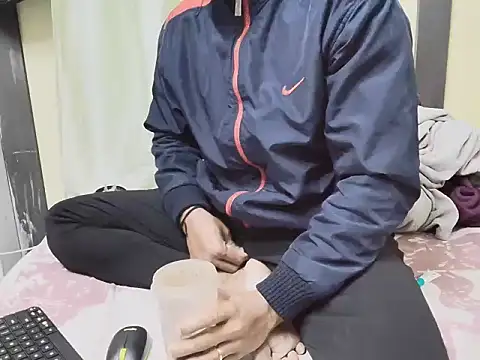 Snapshot of loveboyrp chatting on 20, 2, 2025 loveboyrp online show from 20, 2, 2025