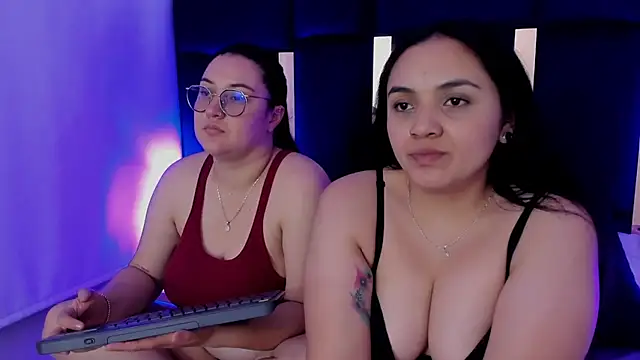 rebecaandpamela online show from 10, 1, 2025
