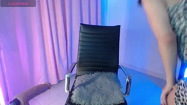 Snapshot of Angellike_doll chatting on 13, 2, 2025 Angellike doll online show from 13, 2, 2025