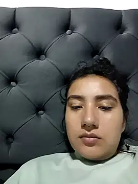 Snapshot of Hellen_Alex chatting on 2, 2, 2025 Hellen Alex online show from 2, 2, 2025