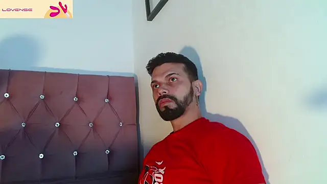 Snapshot of max_ashley_mds chatting on 10, 4, 2026 max ashley mds online show from 10, 4, 2026