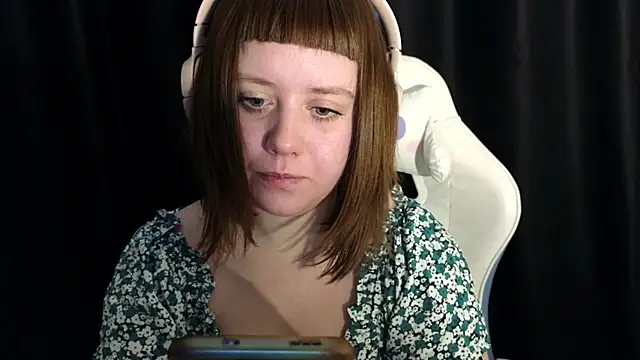 June shy0 online show from 7, 2, 2025