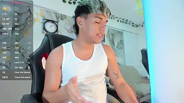 Snapshot of ryan_carter08 chatting on 11, 4, 2026 ryan carter08 online show from 11, 4, 2026