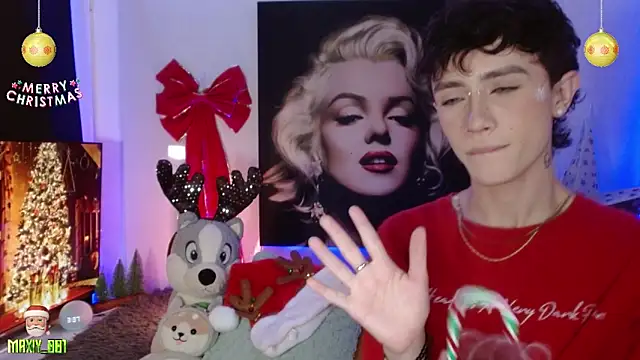 maxiy 001 online show from 3, 12, 2024