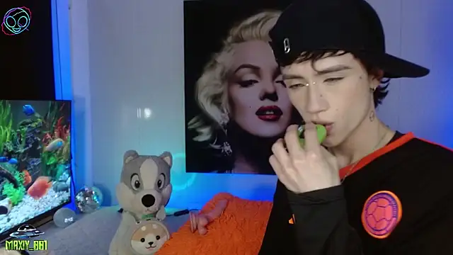 maxiy 001 online show from 21, 3, 2025