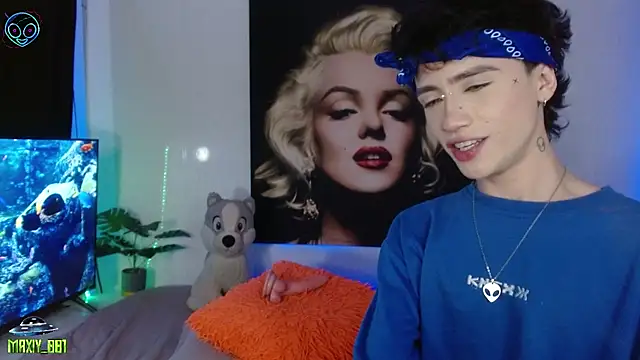 maxiy 001 online show from 26, 11, 2025