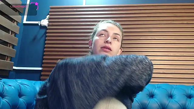  isaabellaa online show from 18, 2, 2025