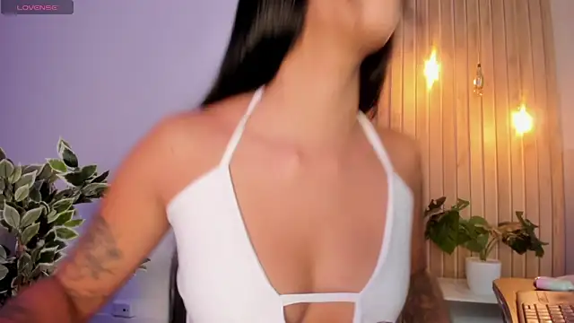 Snapshot of AriRobert_ chatting on 10, 10, 2025 AriRobert online show from 10, 10, 2025